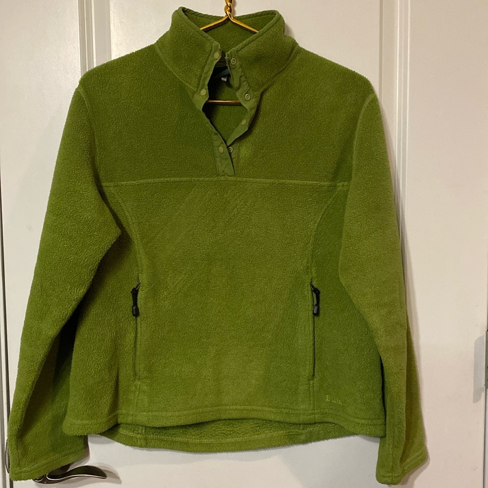 L.L. Bean Fleece with front pocket